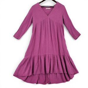 XiRENA Plum V-Neck Tiered Cotton Gauze Dress